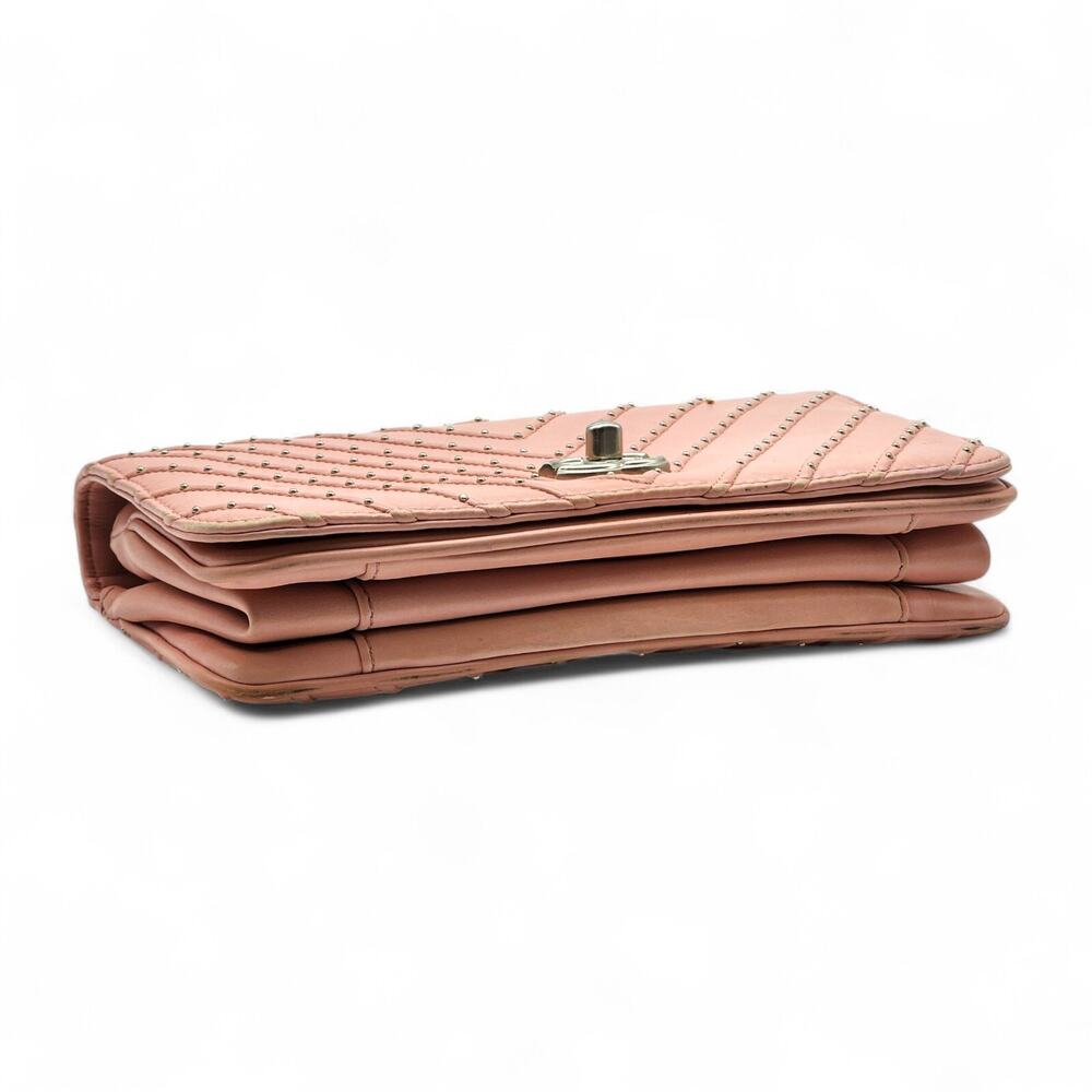 Chanel CC Clasp Medium Calf Leather Flap Bag Studded Chevron Pink - rare - Picture 3 of 12
